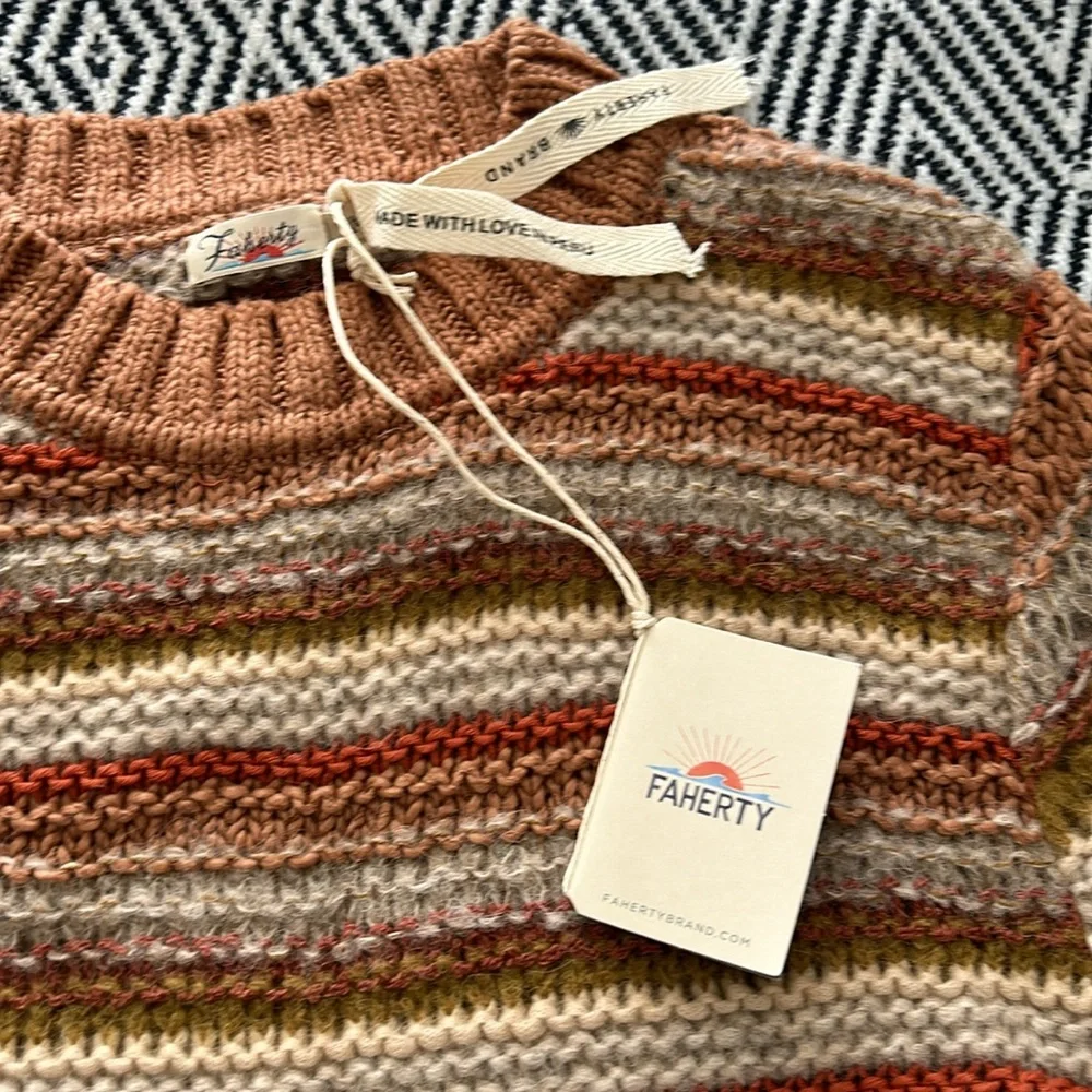 NWT size S Faherty alpaca stripe knit sweater. Made in Peru. So cute! - Picture 7 of 8